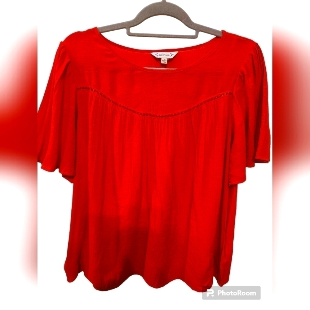 Nanette Nanette Lepore size M Flowy top.